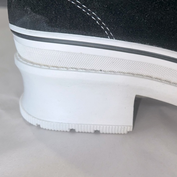 𐙚⋆˚✿˖° Sneakers 👟 𐙚⋆˚✿˖° - Picture 9 of 13